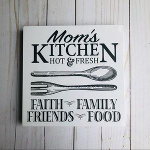 New! Mom's Kitchen Hot & Fresh Faux Wooden Sign